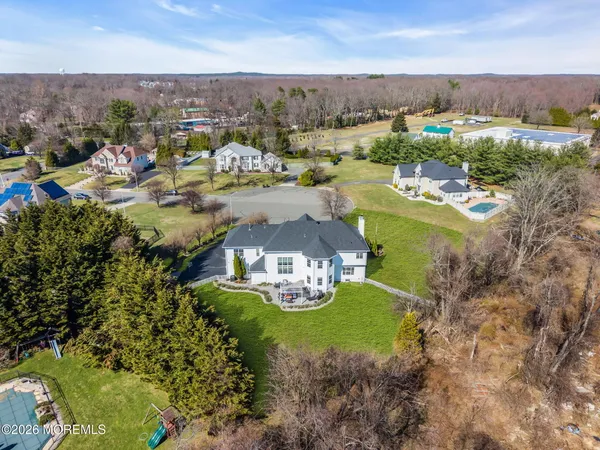 $1,399,900 | 4 Susan Court, Farmingdale, NJ 07727