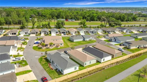a view of yard from balcony