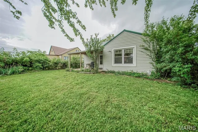 $167,000 | 103 South Ellen Street, Dixon, MO 65459