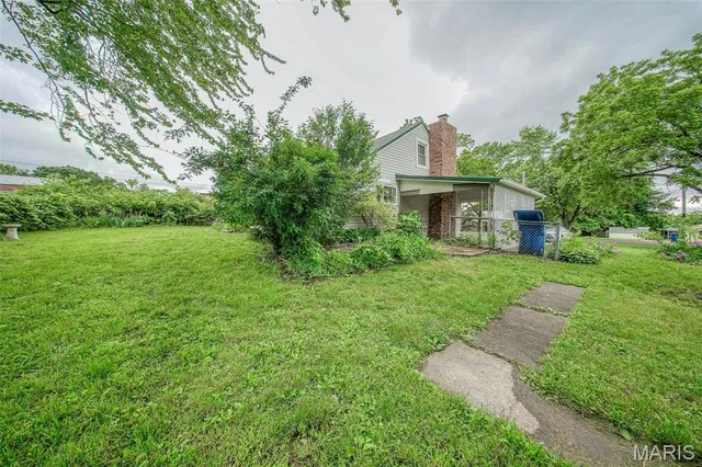 $167,000 | 103 South Ellen Street, Dixon, MO 65459