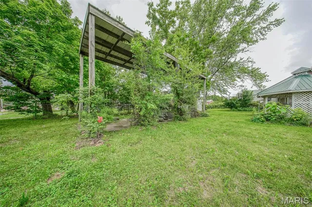 $167,000 | 103 South Ellen Street, Dixon, MO 65459