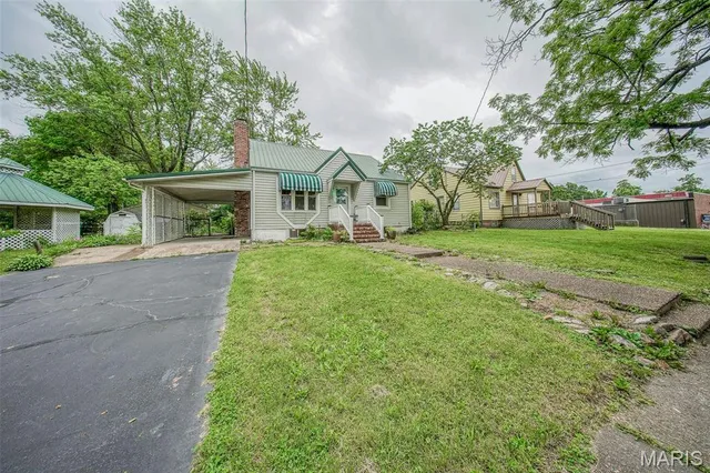 $167,000 | 103 South Ellen Street, Dixon, MO 65459