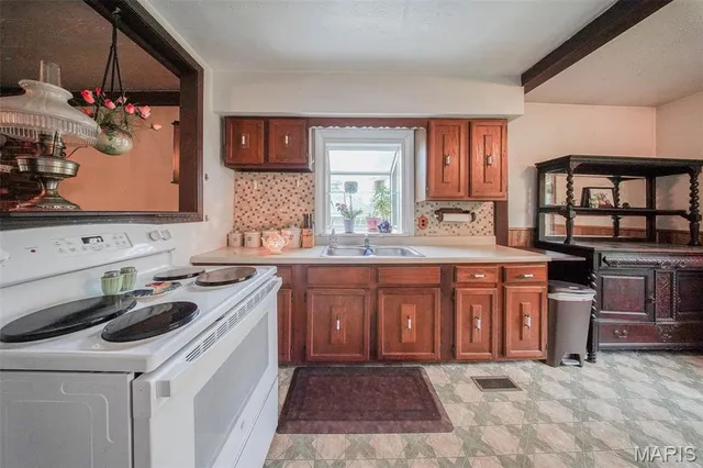 $167,000 | 103 South Ellen Street, Dixon, MO 65459