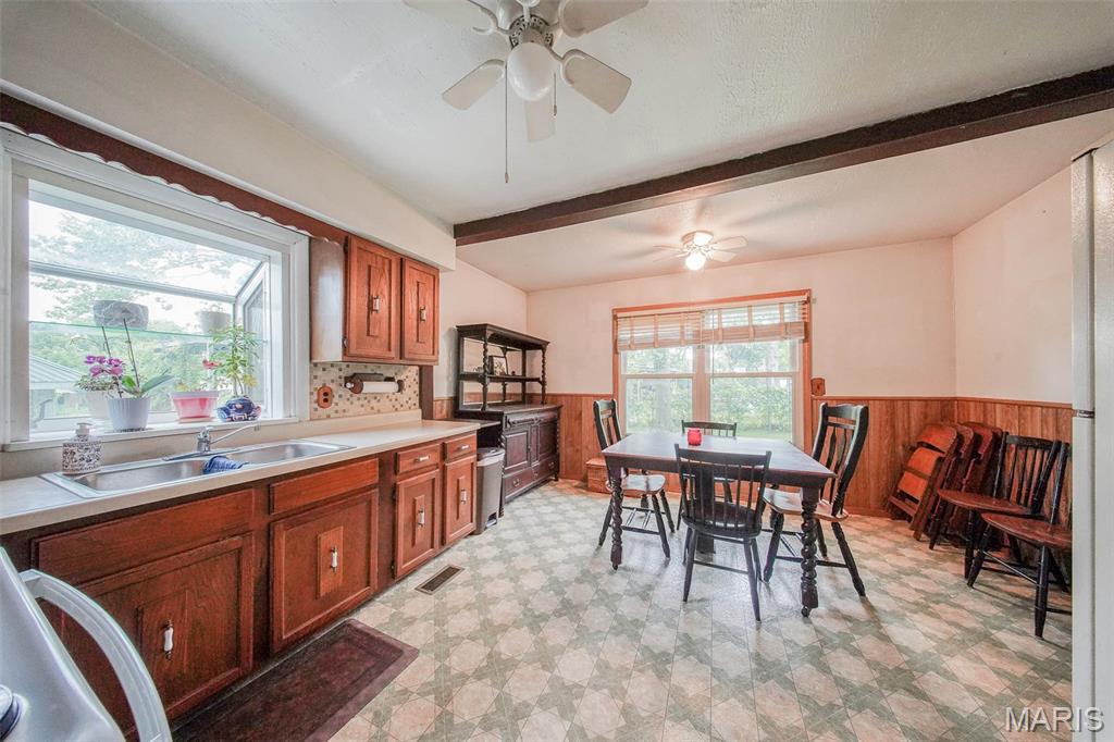 103 South Ellen Street Dixon, MO 65459 - Photo 10 of 43