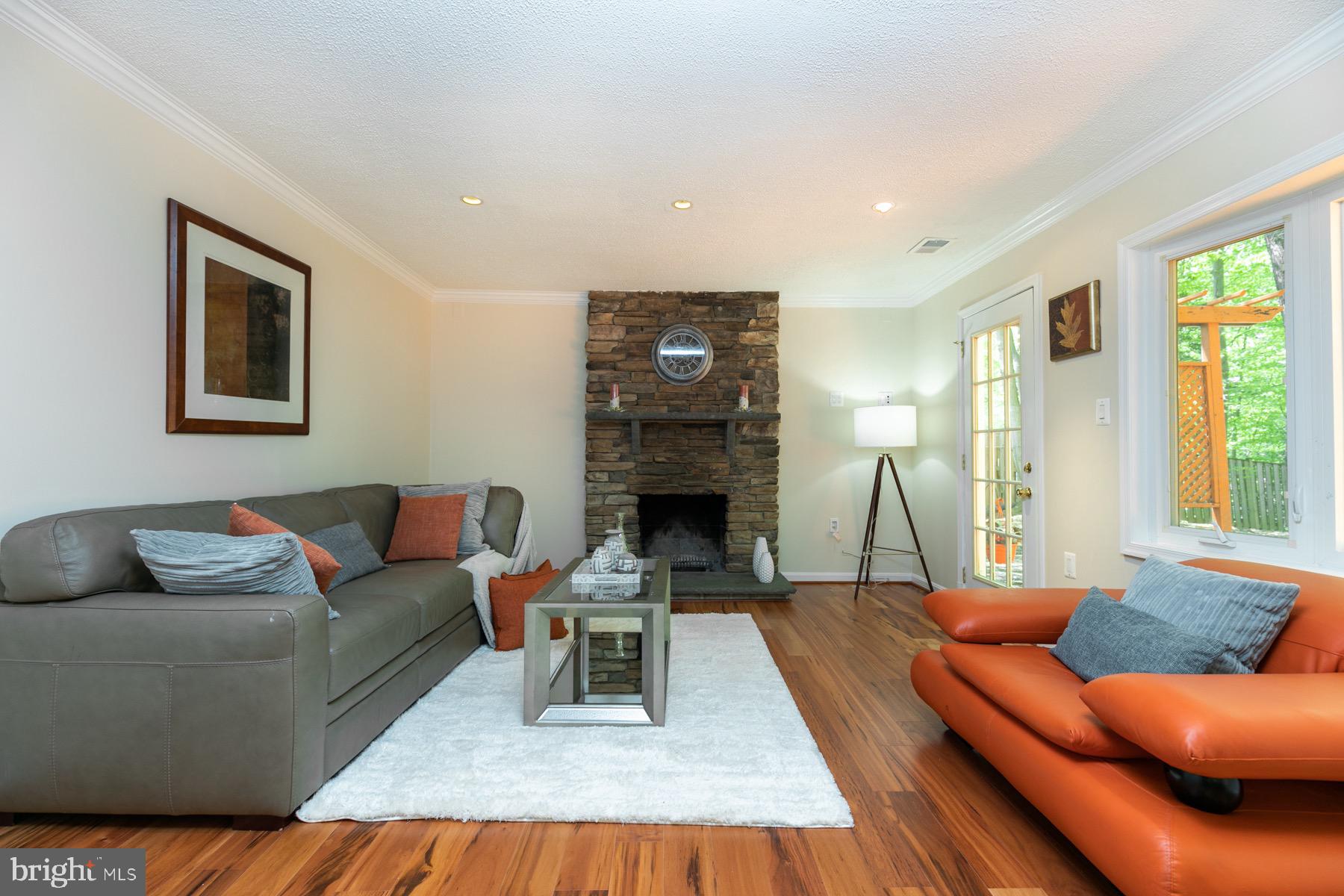 9079 Brook Ford Road Burke, VA 22015 - Photo 14 of 40 Family Room