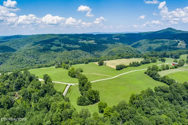 $40,000 | Lot 20 Amonett Circle, Byrdstown, TN 38549