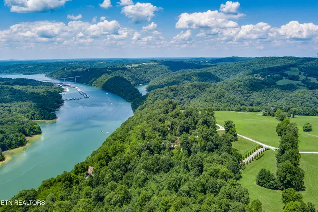 $40,000 | Lot 20 Amonett Circle, Byrdstown, TN 38549