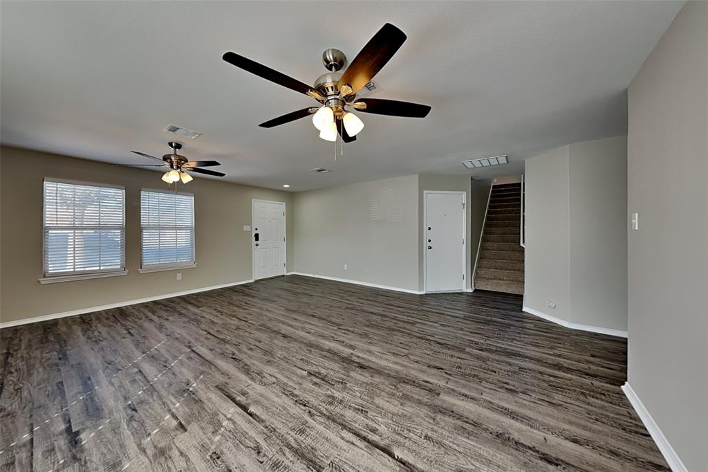 5817 Mirror Ridge Drive Fort Worth, TX 76179 - Photo 5 of 24