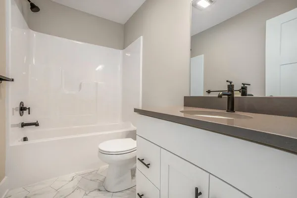 $775,000 | 4561 Ada Grove Southeast, Ada, MI 49301