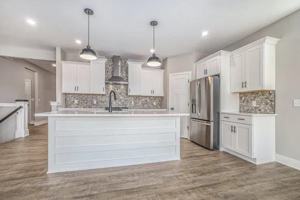 $775,000 | 4561 Ada Grove Southeast, Ada, MI 49301