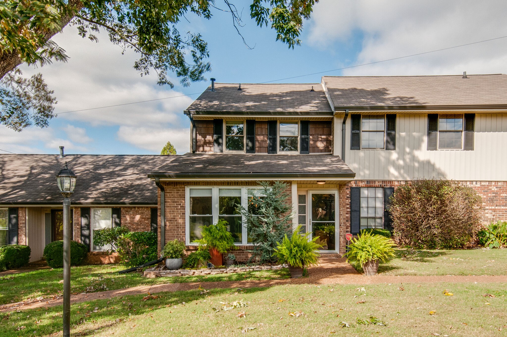 4001 Anderson Road, Unit R102 Nashville, TN 37217 - Photo 3 of 37 Gallery Image 3