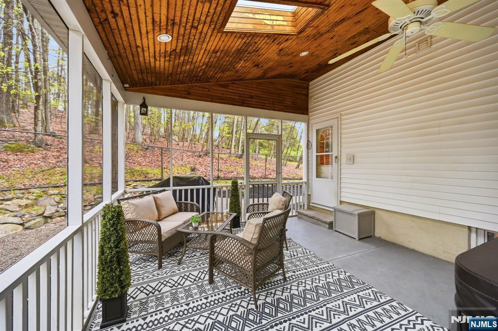 219 Snake Den Road Wanaque, NJ 07465 - Photo 21 of 50