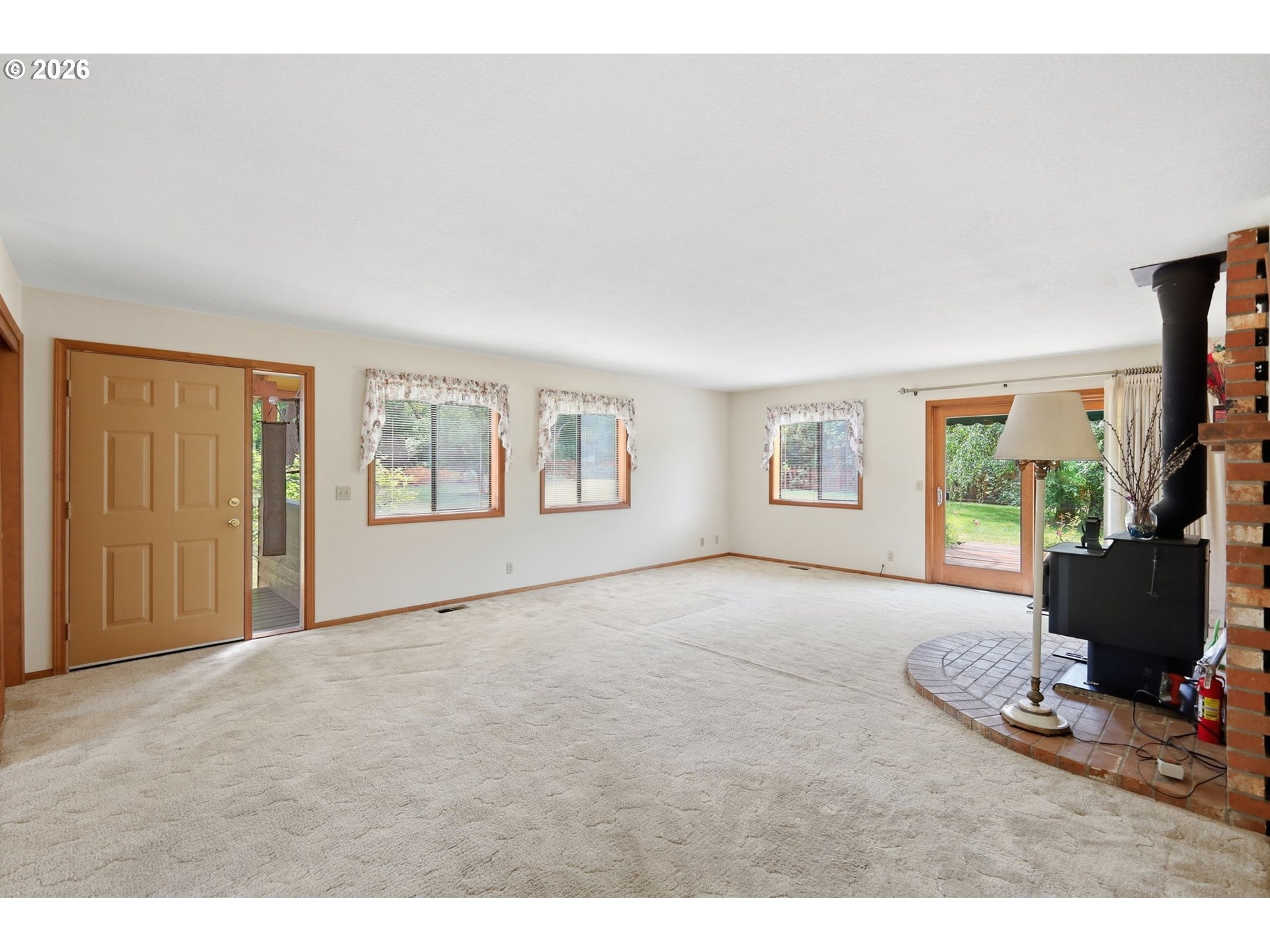 83540 Sher Khan Road Creswell, OR 97426 - Photo 3 of 48