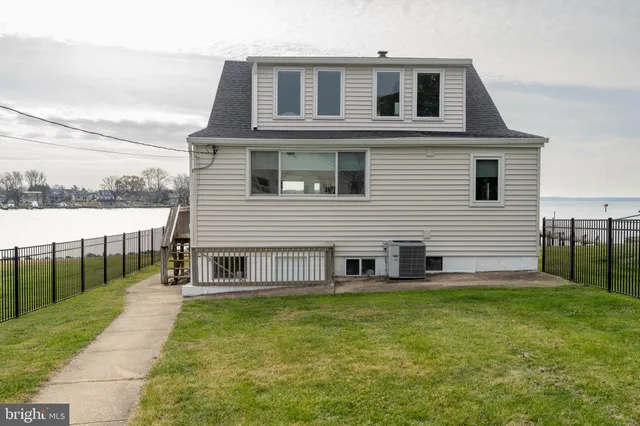 $3,500 | 7609 Iroquois Avenue, Baltimore, MD 21219