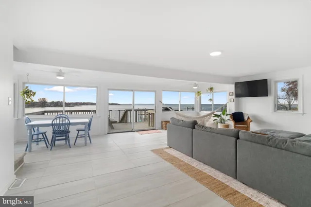 $3,500 | 7609 Iroquois Avenue, Baltimore, MD 21219