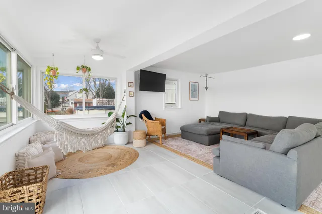 $3,500 | 7609 Iroquois Avenue, Baltimore, MD 21219