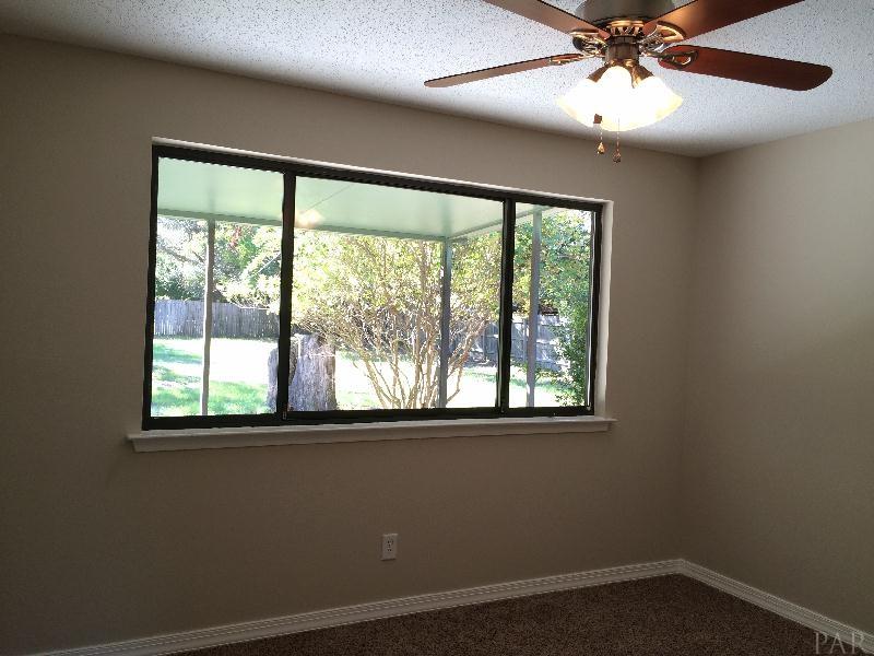 5601 Northrop Road Milton, FL 32570 - Photo 11 of 19 Gallery Image 11