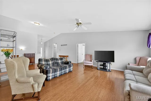 $350,000 | 912 Waterford Villas Court, Lake St. Louis, MO 63367