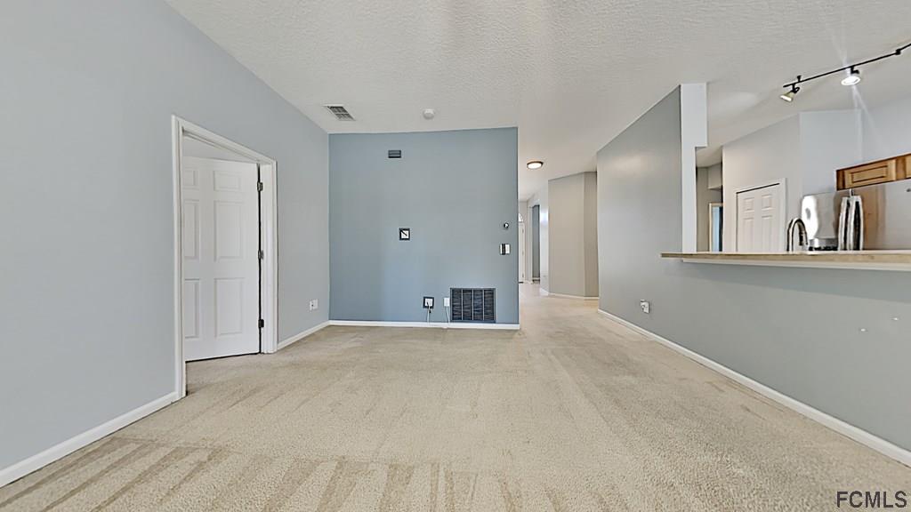 7 Rocking Lane Palm Coast, FL 32164 - Photo 5 of 21 Gallery Image 5
