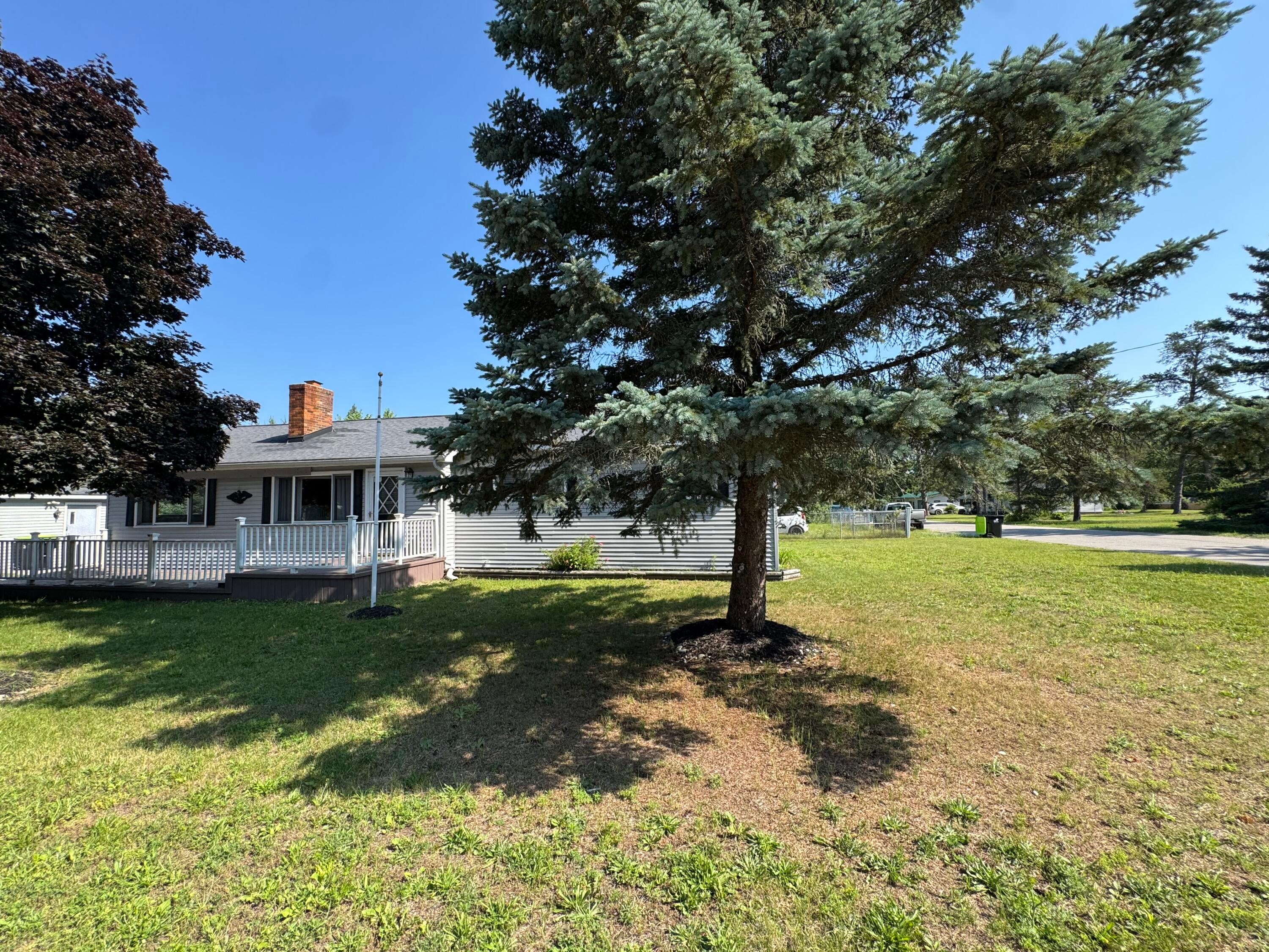 9875 Lee Rd Street St. Helen, MI 48656 - Photo 1 of 50 IMG_7087