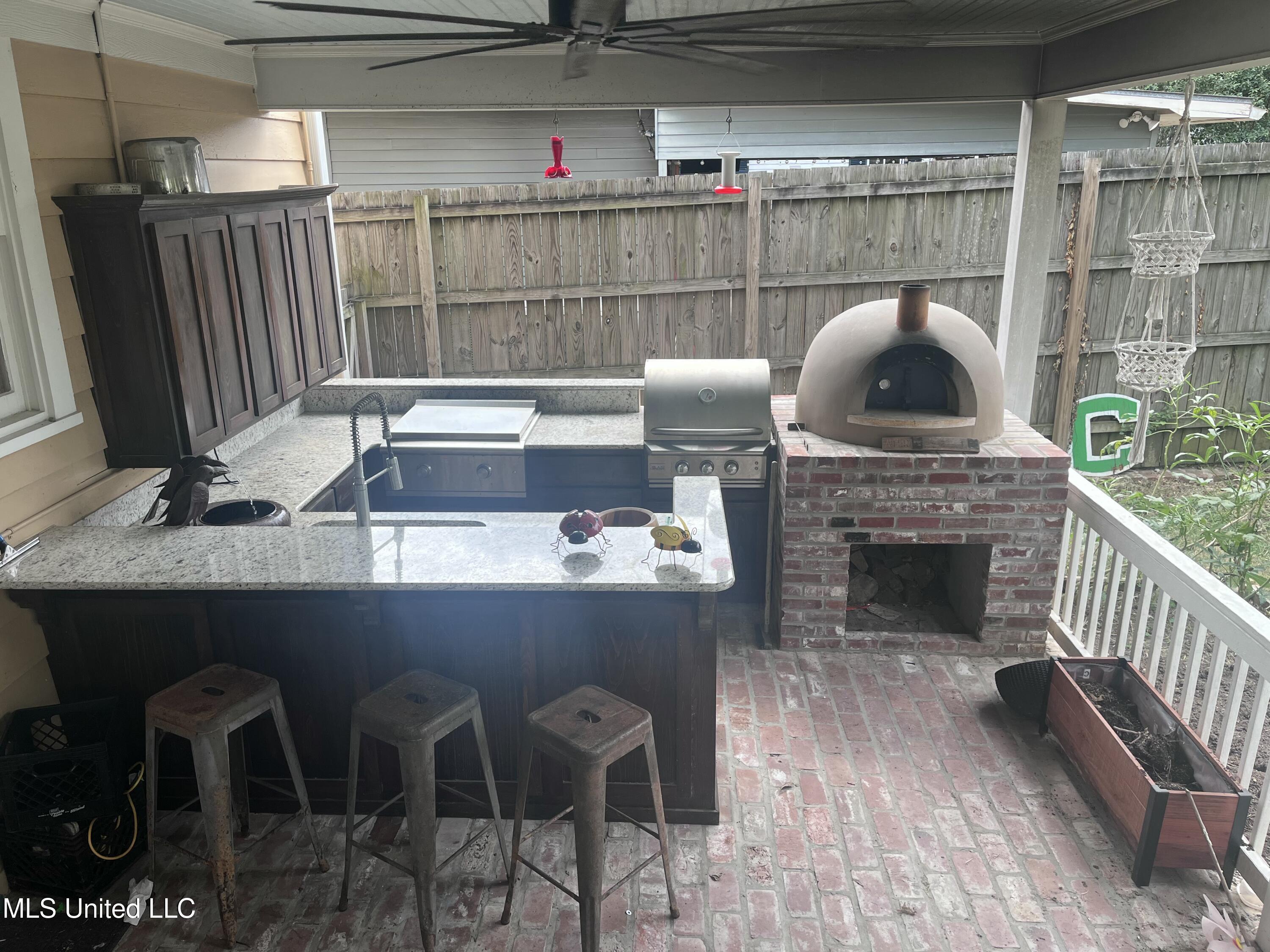 414 South Union Street Natchez, MS 39120 - Photo 3 of 17 Copy of IMG_7290