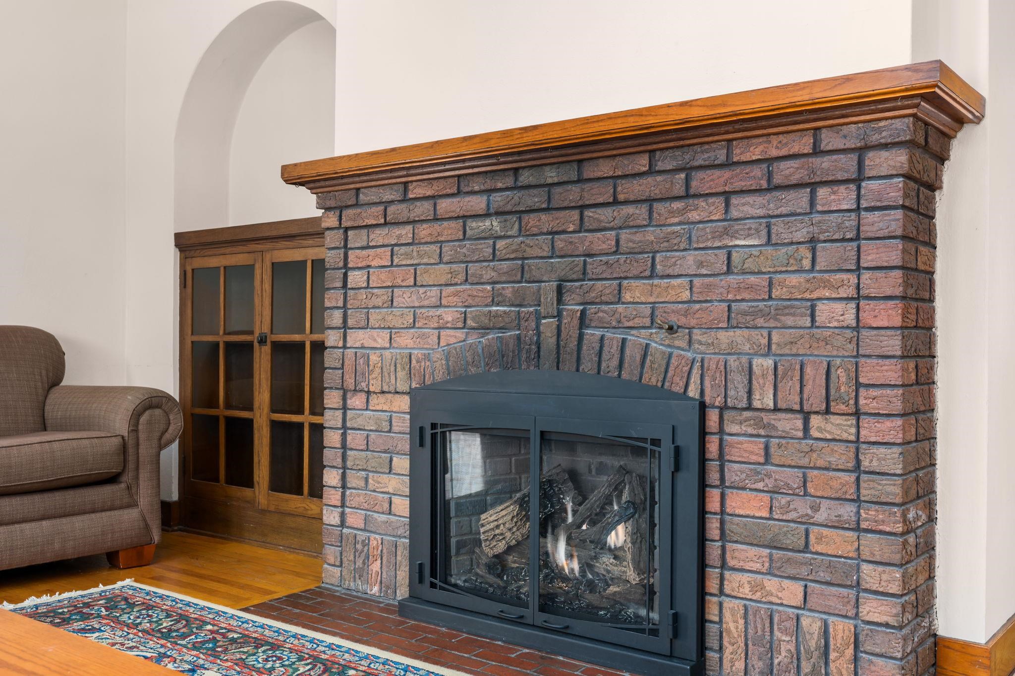 2218 Hillington Way Madison, WI 53726 - Photo 13 of 51