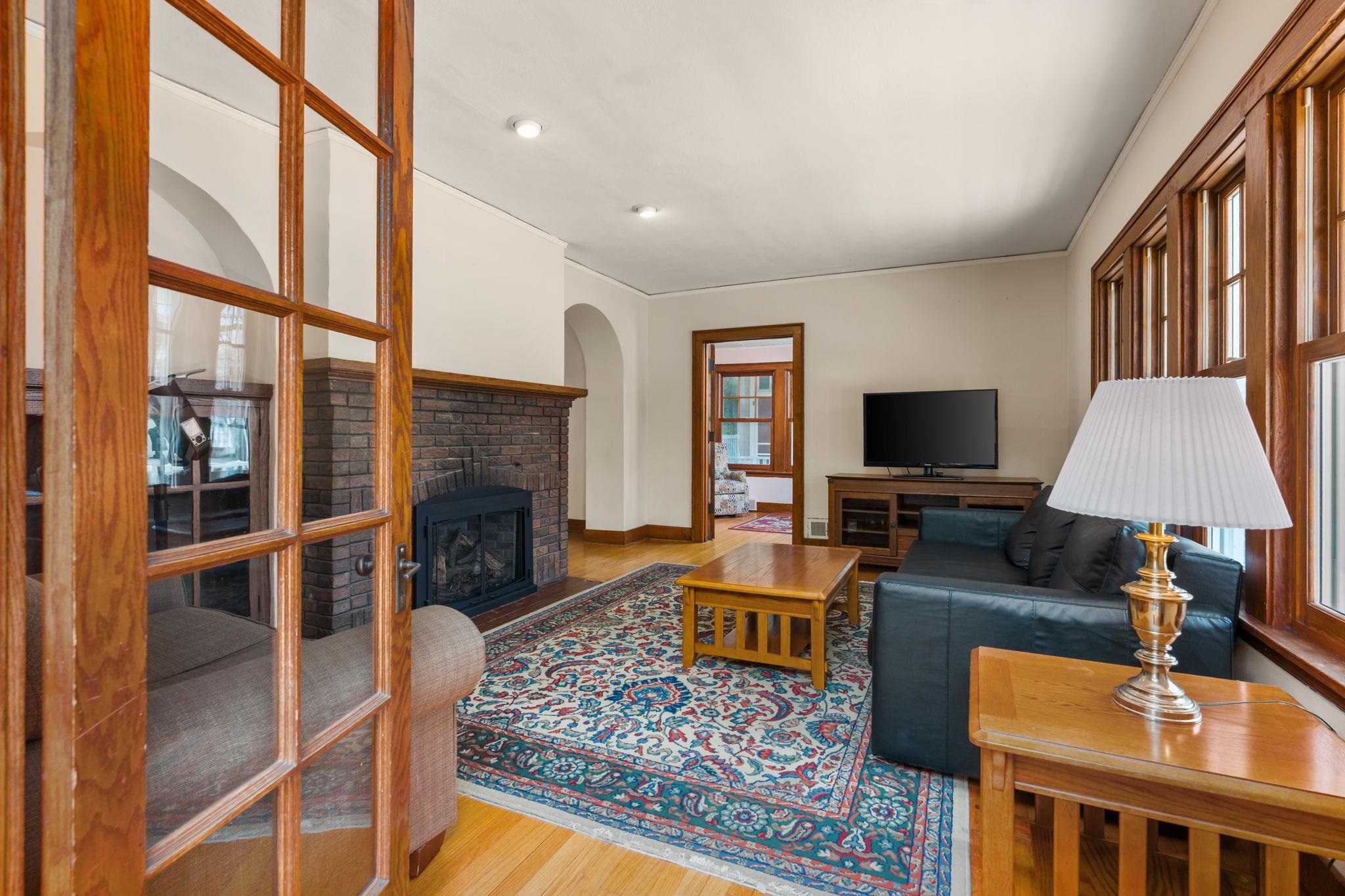 2218 Hillington Way Madison, WI 53726 - Photo 8 of 51