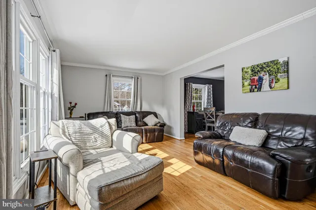 $645,000 | 21 Farmingdale Lane, Newark, DE 19711