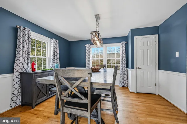 $645,000 | 21 Farmingdale Lane, Newark, DE 19711