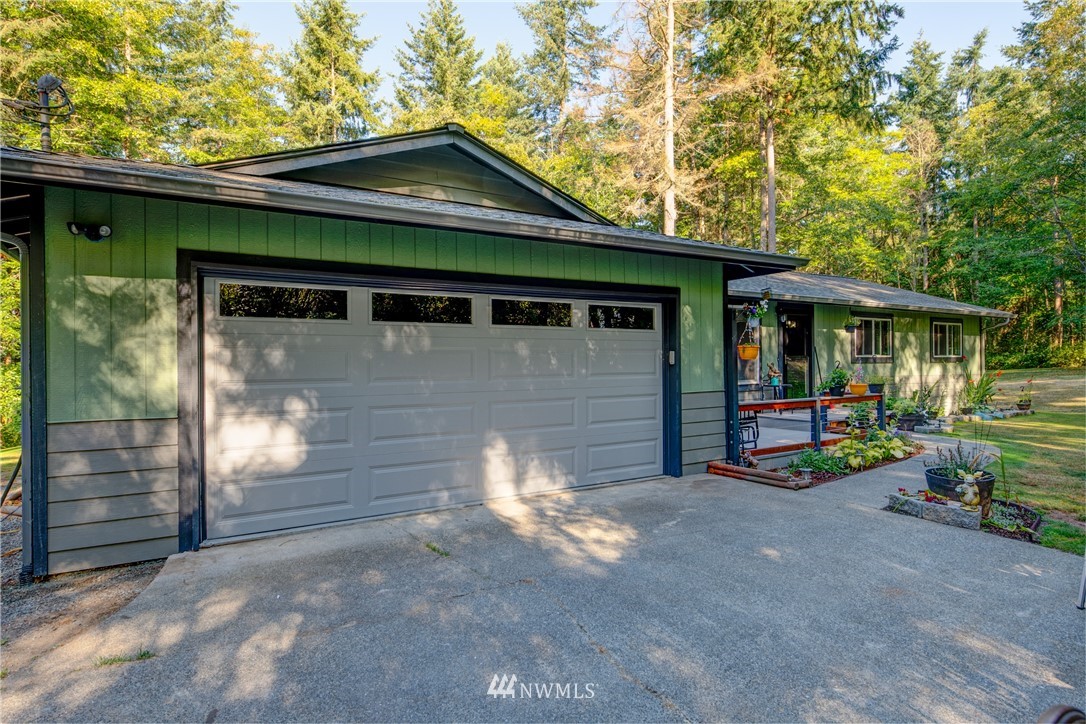 2434 Happy Valley Road Oak Harbor, WA 98277 - Photo 2 of 17 Gallery Image 2