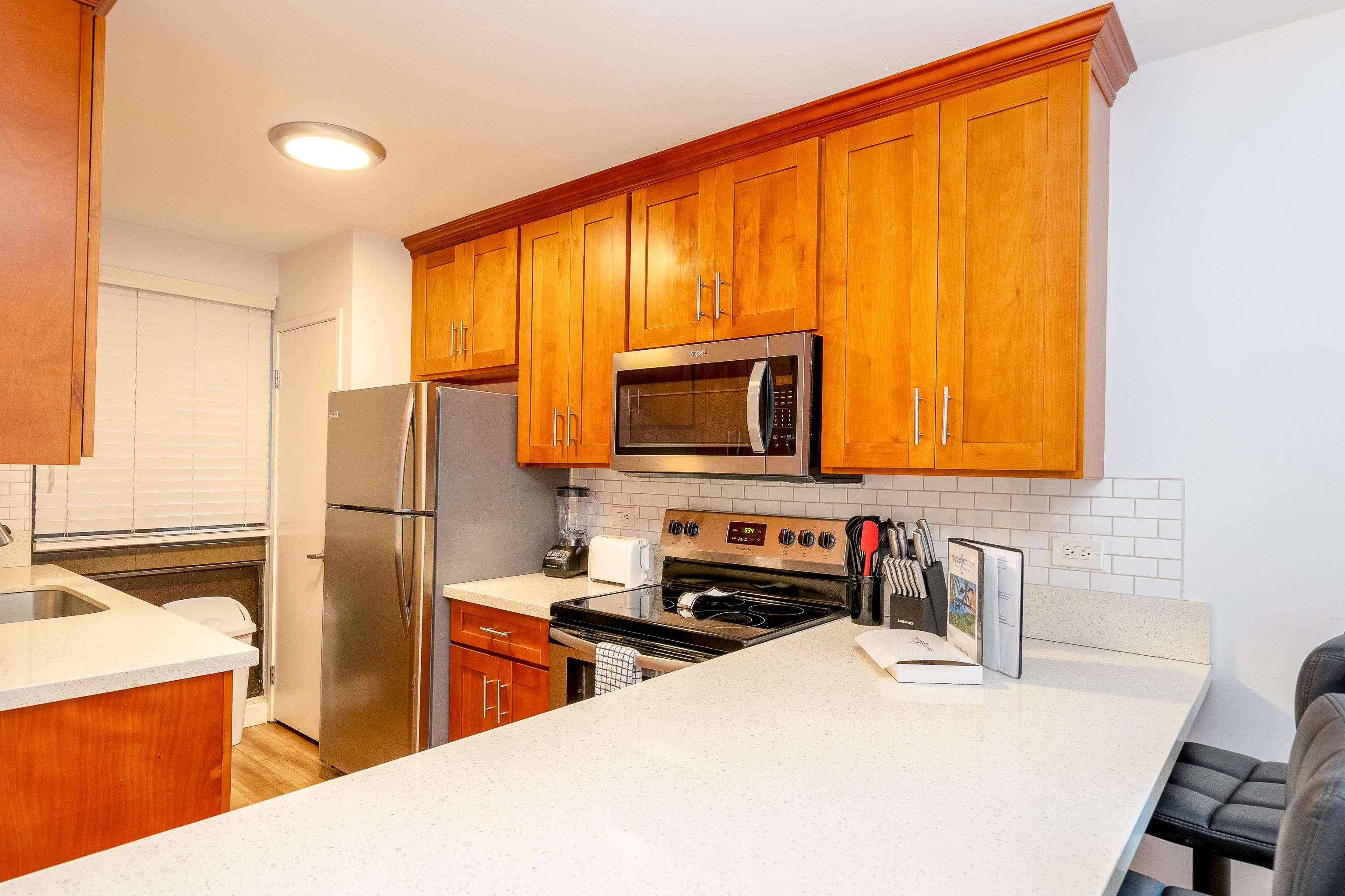 4310 Lower Honoapiilani Road, Unit 220 Lahaina, HI 96761 - Photo 4 of 19