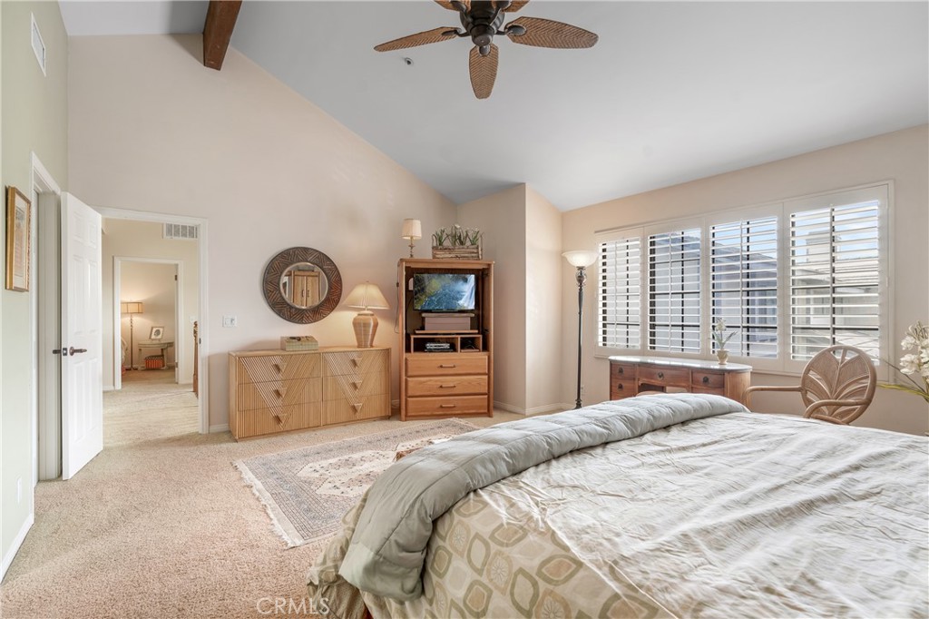 333 Genoa Street, Unit 6 Arcadia, CA 91006 - Photo 22 of 40 a bedroom with a bed and a large window