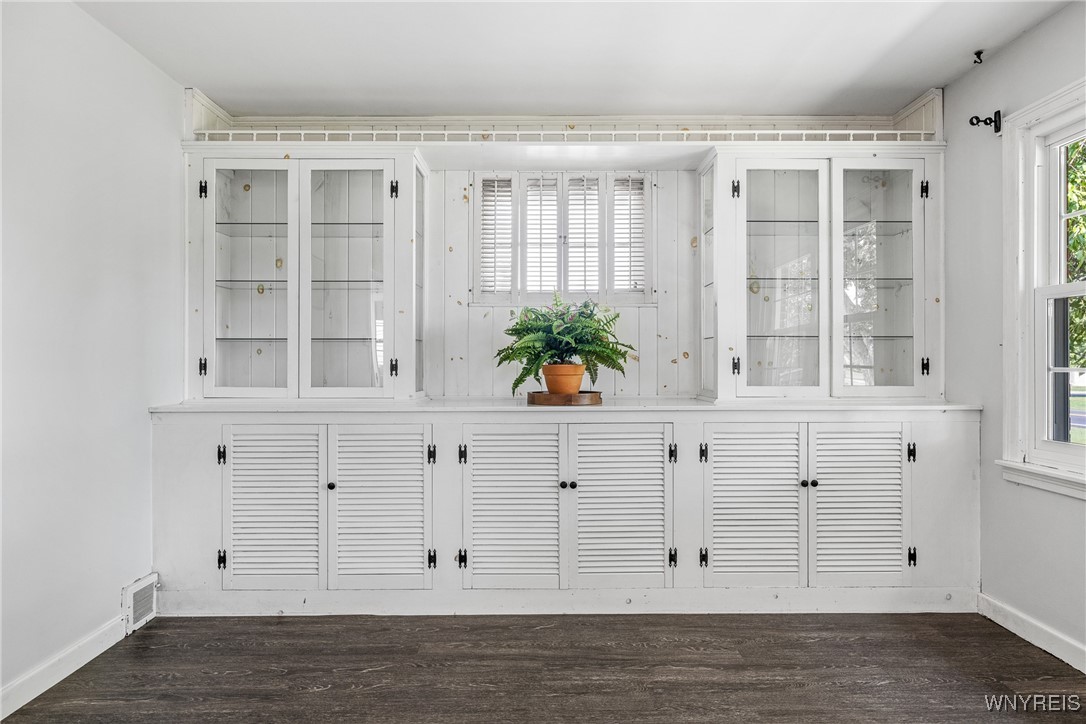 499 Lake Avenue Lancaster, NY 14086 - Photo 11 of 50