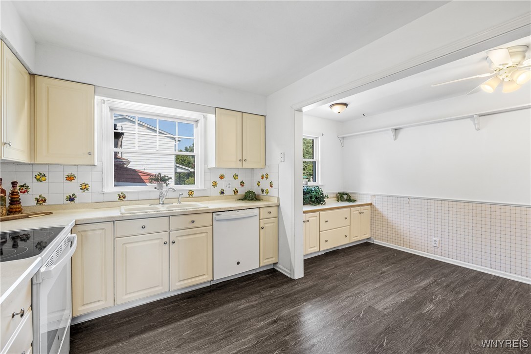 499 Lake Avenue Lancaster, NY 14086 - Photo 12 of 50