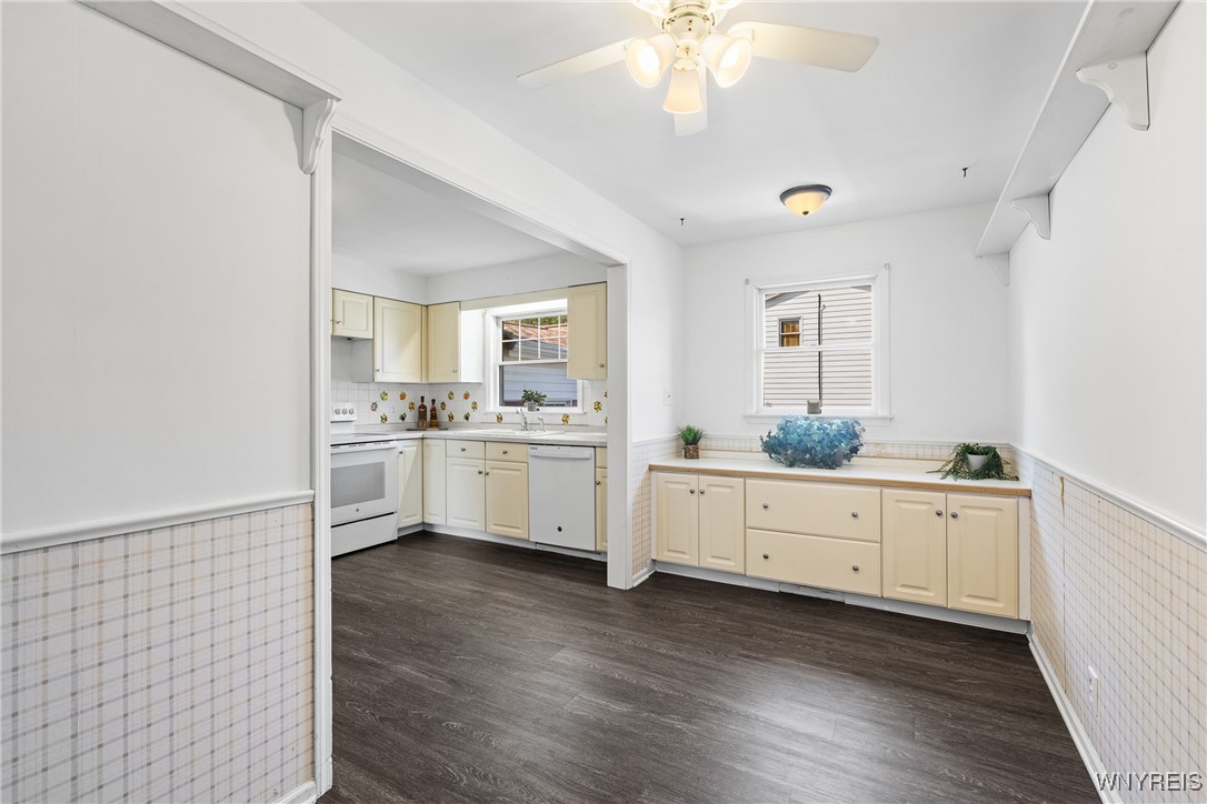 499 Lake Avenue Lancaster, NY 14086 - Photo 17 of 50