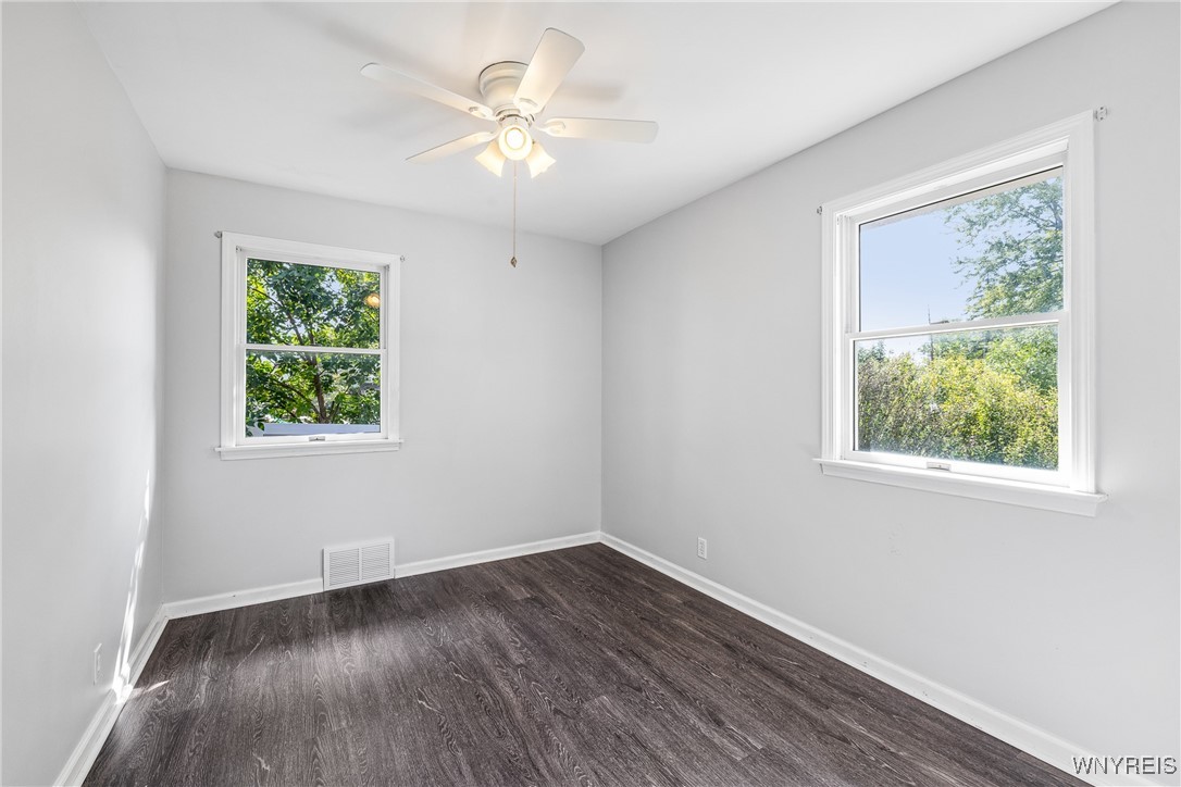 499 Lake Avenue Lancaster, NY 14086 - Photo 30 of 50