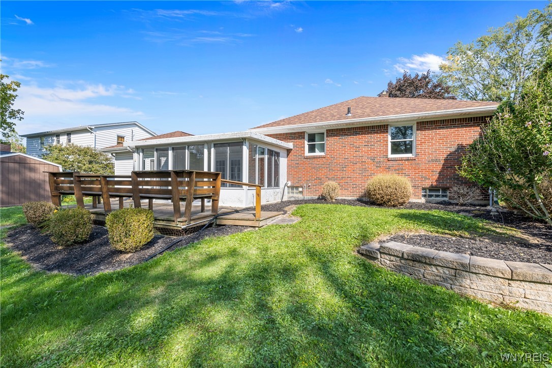 499 Lake Avenue Lancaster, NY 14086 - Photo 5 of 50