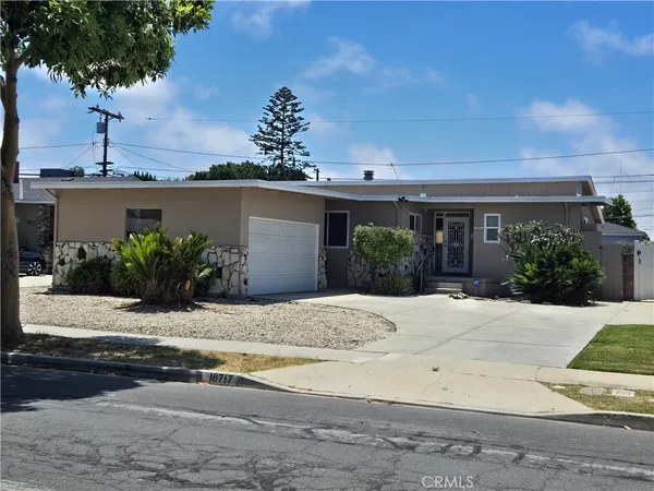 $4,000 | 18717 Cranbrook Avenue, Torrance, CA 90504