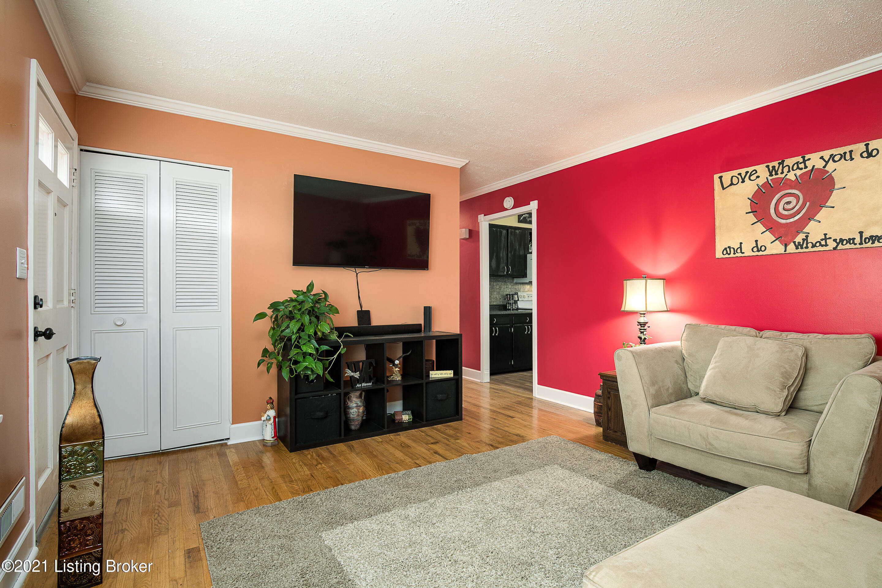 9324 Fairground Road Louisville, KY 40291 - Photo 9 of 39 DHI-4