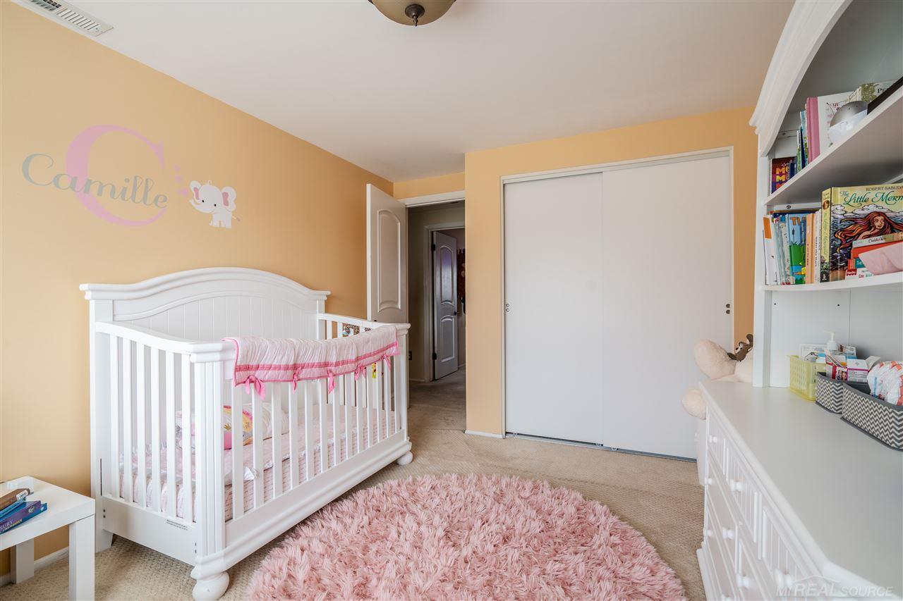 29360 Bermuda Lane Southfield, MI 48076 - Photo 27 of 38