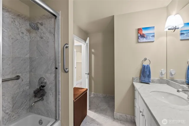 $435,000 | 320 Washington Avenue, Unit 408, Bremerton, WA 98337