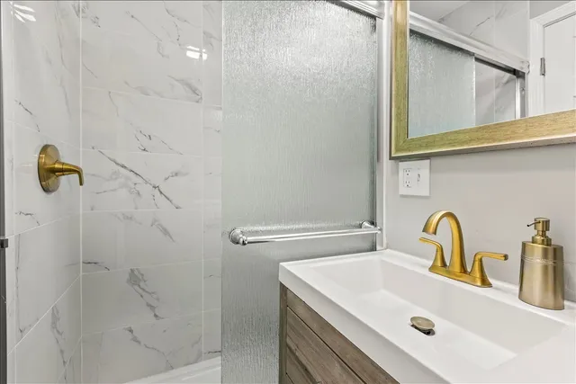 $3,950 | 2N361 Diane Avenue, Glendale Heights, IL 60139