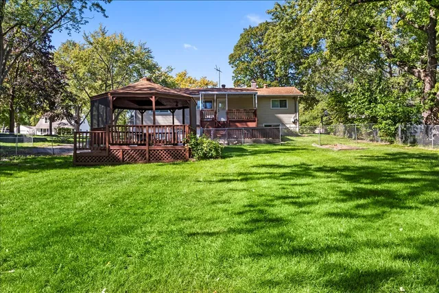 $3,950 | 2N361 Diane Avenue, Glendale Heights, IL 60139