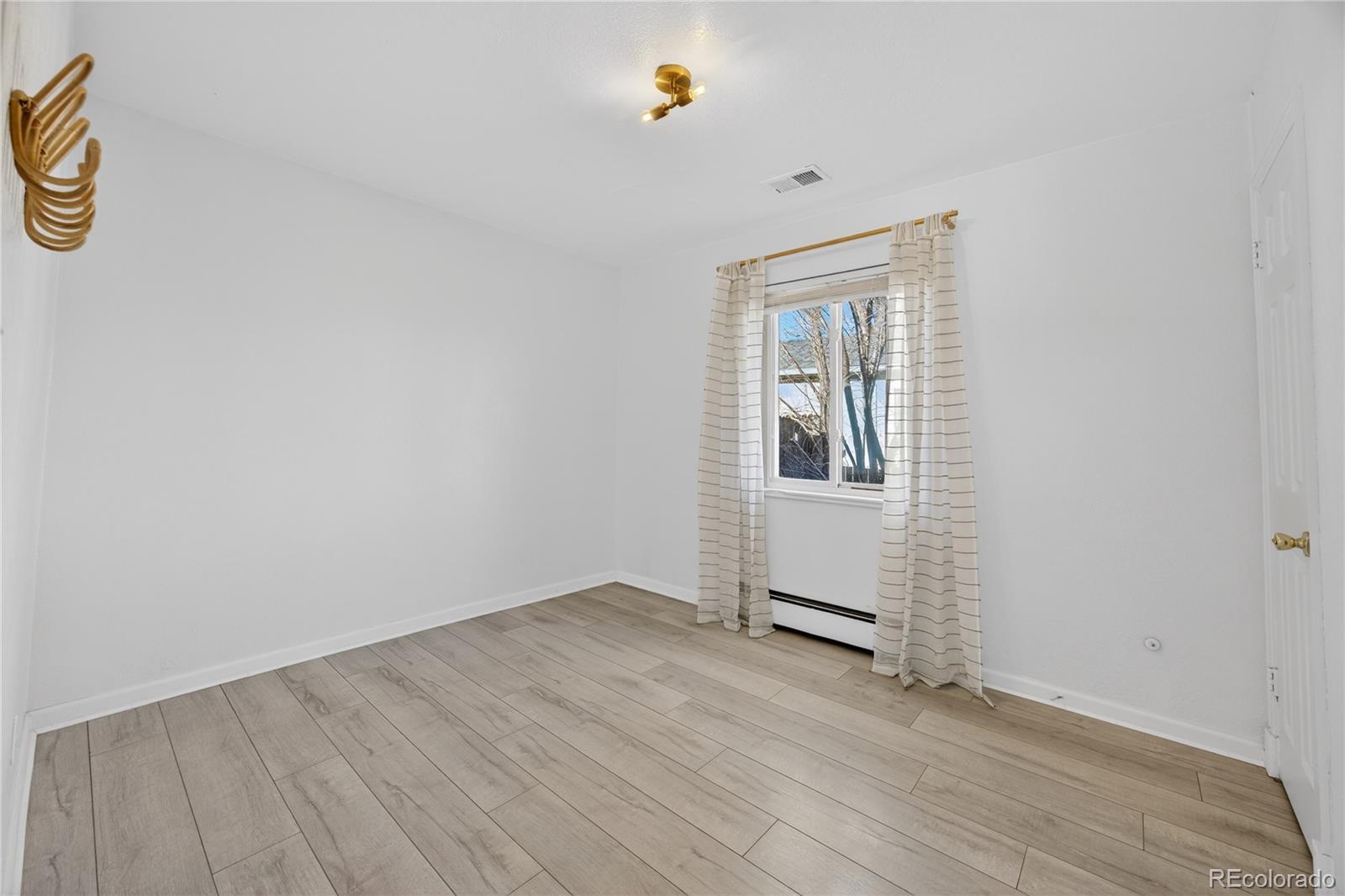 2375 Hanover Street Aurora, CO 80010 - Photo 13 of 36