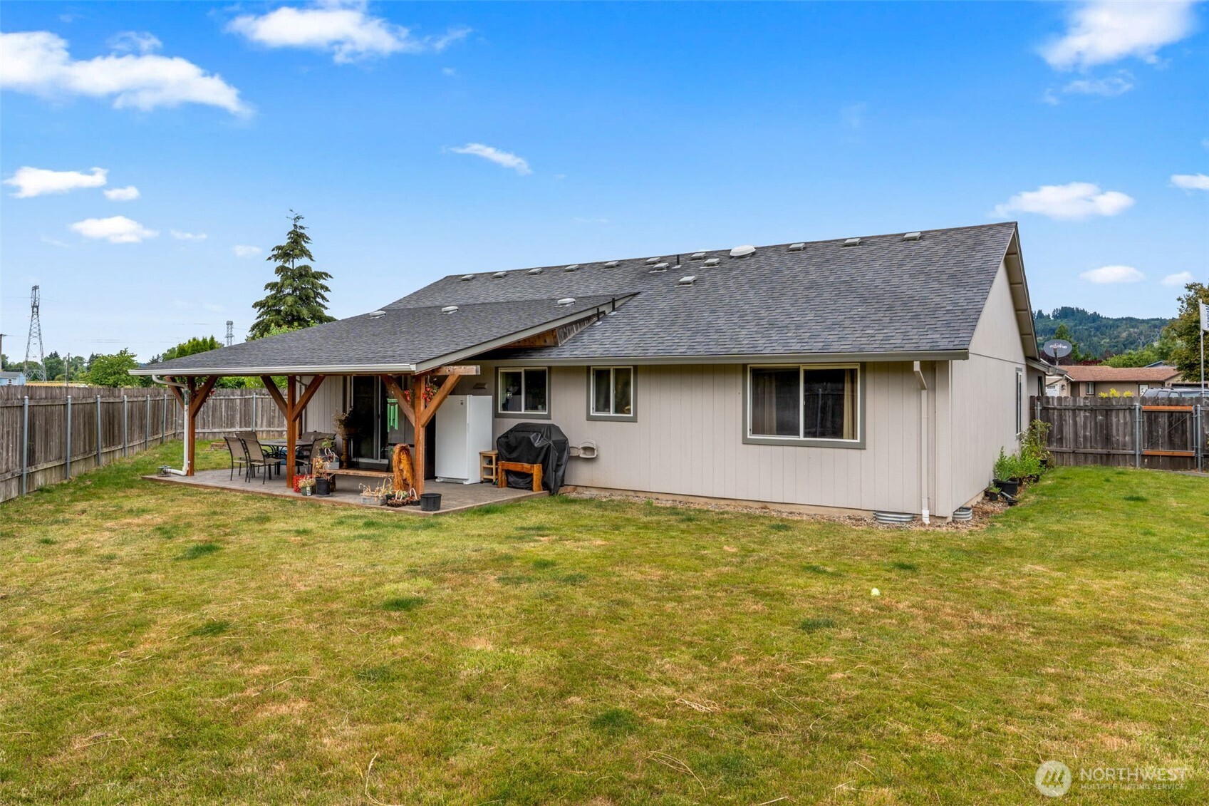 142 Charles Street Longview, WA 98632 - Photo 33 of 39