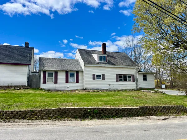 $300,000 | 60 Highway 1, Verona Island, ME 04416