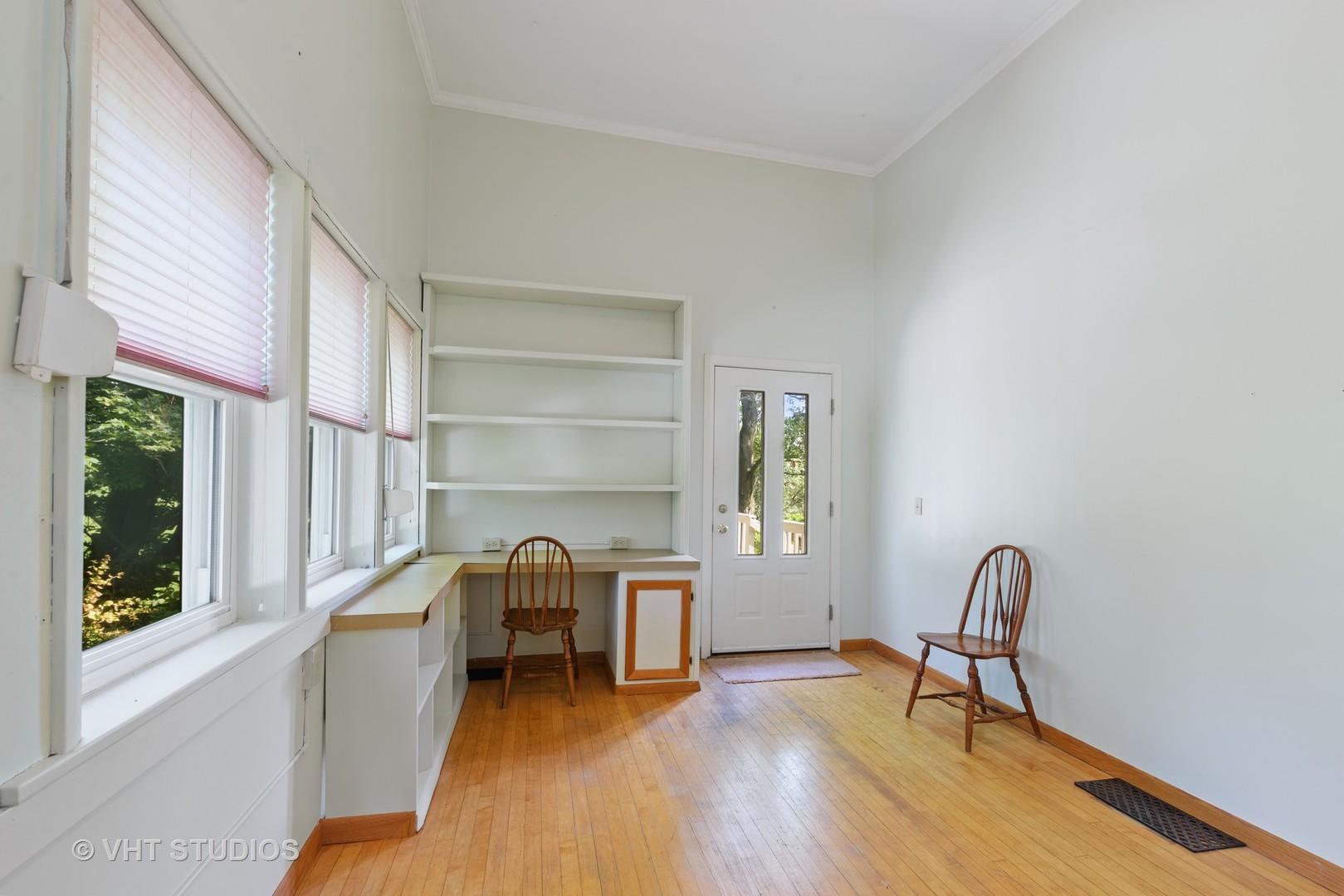 13523 Barber Greene Road Sycamore, IL 60178 - Photo 8 of 20