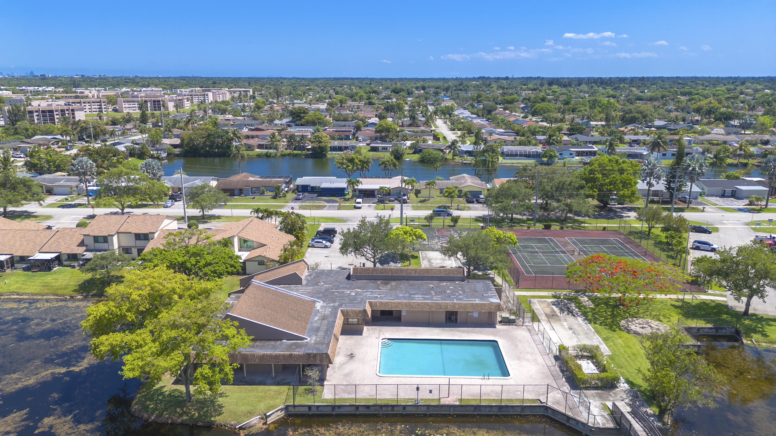10650 Northwest 30th Place, Unit 1 Sunrise, FL 33322 - Photo 33 of 38 a view of a city with ocean view