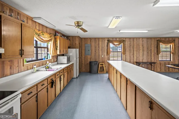 $350,000 | 2206 Tellie Akins Road, Claxton, GA 30417