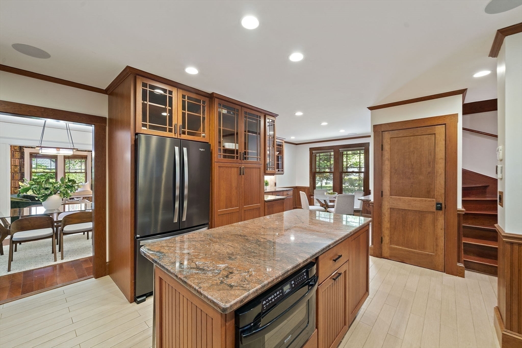 26 Hillside Road Newton, MA 02461 - Photo 6 of 36